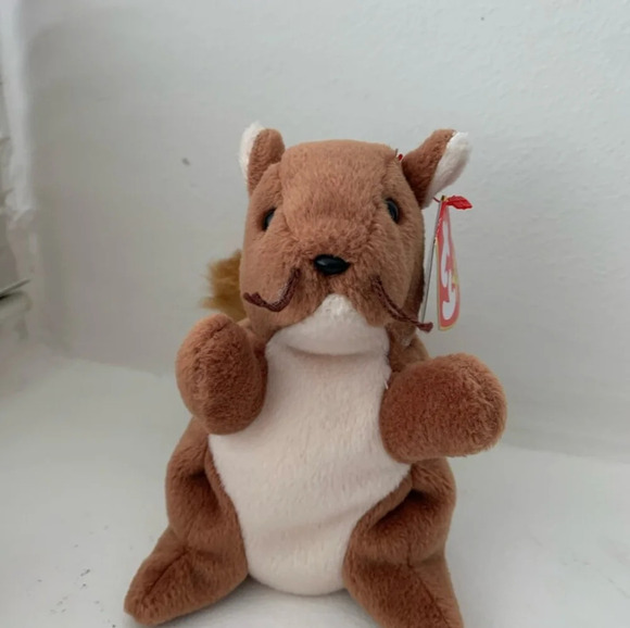 Nuts the Squirrel Beanie Baby - Original - Picture 5 of 8